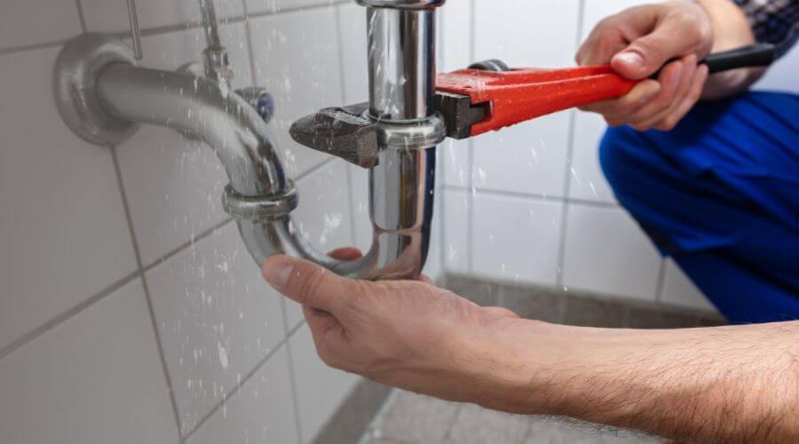 Expert burst pipe repair services in Pengilly, MN